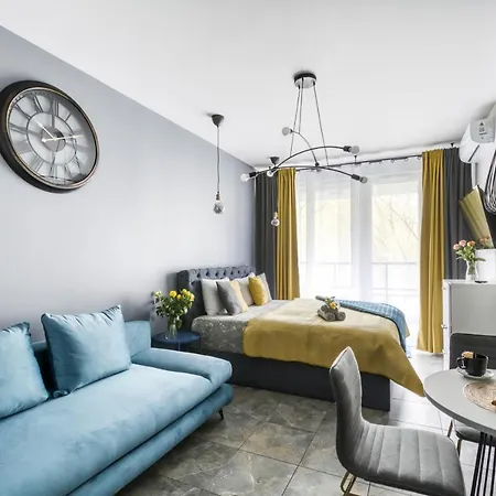 Krzemieniecka, Metro Slodowiec, Heating, Free Parking By Cosmo Spirit Апартаменты Варшава